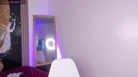  A L E X  online show from May 2026 02:39:01 AM