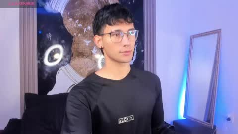  A L E X  online show from May 2026 03:26:02 AM
