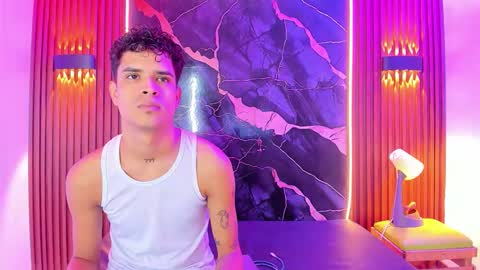 Snapshot of kings_and_secrets chatting on November 2025 11:44:02 AM kings_and_secrets online show from November 2025 11:44:02 AM