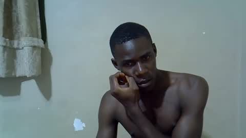 Snapshot of kingsleeee chatting on May 2026 03:01:02 AM kingsleeee online show from May 2026 03:01:02 AM