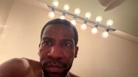 Snapshot of kingslimfresh chatting on February 2025 12:54:01 PM kingslimfresh online show from February 2025 12:54:01 PM