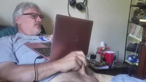 kingtongue10 online show from April 2026 09:16:01 PM