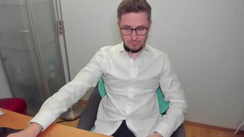 kinksubbydubby online show from December 2025 06:35:02 PM