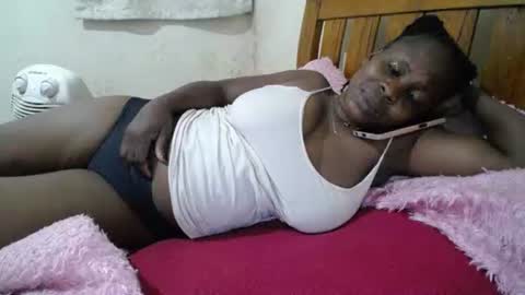 Snapshot of kinky_kaiya chatting on October 2025 08:17:02 PM kaiya online show from October 2025 08:17:02 PM