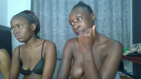 kinky_leila online show from July 2026 10:42:02 PM