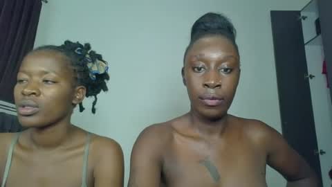 kinky_leila online show from July 2026 06:15:02 PM