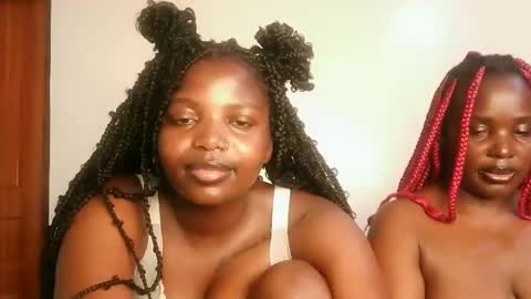 Snapshot of kinky_lola1 chatting on February 2026 10:02:01 PM Lola online show from February 2026 10:02:01 PM