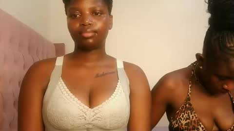 Snapshot of kinky_lola1 chatting on February 2026 10:54:02 PM Lola online show from February 2026 10:54:02 PM