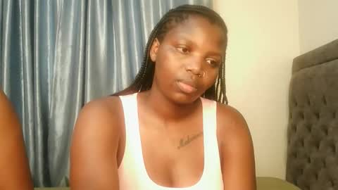 Snapshot of kinky_lola1 chatting on April 2026 06:45:02 PM Lola online show from April 2026 06:45:02 PM