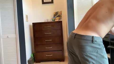 kinkybuffboy online show from September 2025 05:05:02 PM