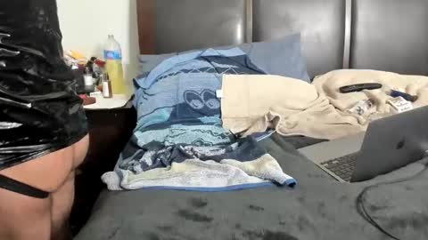 Snapshot of kinkyguy323232 chatting on January 2025 09:39:01 AM Kinkyguy323232 online show from January 2025 09:39:01 AM