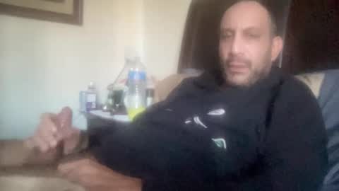 Snapshot of kinkyguy323232 chatting on January 2025 12:02:01 AM Kinkyguy323232 online show from January 2025 12:02:01 AM