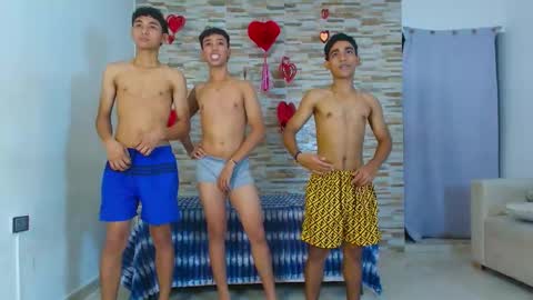 Snapshot of kinkyhousexxx chatting on March 2026 01:24:01 AM kinkyhousexxx online show from March 2026 01:24:01 AM