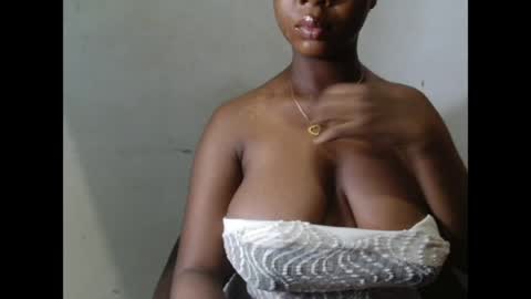 kinkyjuicexx online show from May 2026 10:31:02 AM