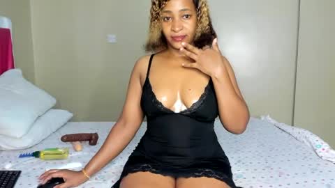Kinky online show from July 2026 07:26:01 AM