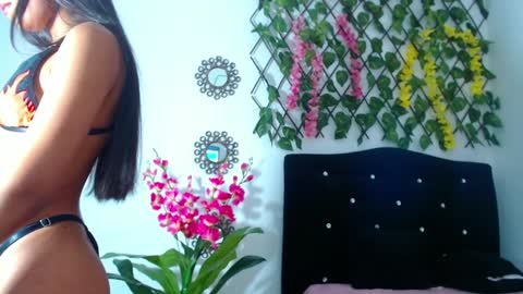 Isabella  online show from January 2025 12:48:02 AM