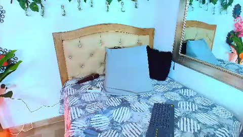 Isabella  online show from July 2026 10:37:01 PM