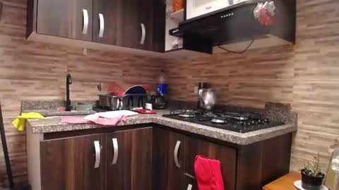kinkyy_mom online show from June 2026 02:19:01 PM