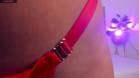 Snapshot of kiomi_san chatting on February 2025 07:59:02 PM kiomi_san online show from February 2025 07:59:02 PM