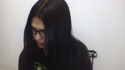 Snapshot of kion_and_valu chatting on October 2025 12:42:02 AM kion_and_valu online show from October 2025 12:42:02 AM