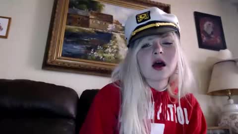 Snapshot of kipsy420 chatting on December 2024 03:12:02 PM Kipsy Rose online show from December 2024 03:12:02 PM