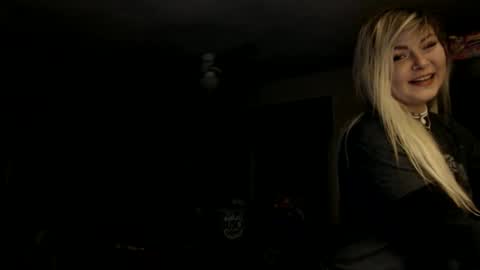 Snapshot of kipsy420 chatting on March 2025 09:03:02 AM Kipsy Rose online show from March 2025 09:03:02 AM