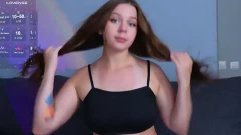 Kira Briis online show from June 2026 07:03:02 PM