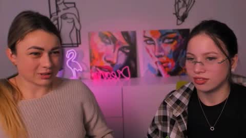 kira fox x online show from November 2025 01:11:02 PM