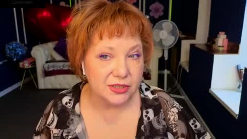 Kira Kennet online show from May 2026 06:11:02 AM