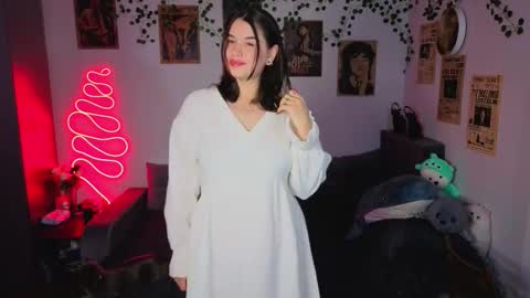 Snapshot of kira_kick chatting on October 2025 08:41:02 PM Kira VanKick online show from October 2025 08:41:02 PM