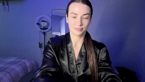 Kira love1 online show from June 2026 12:06:02 PM