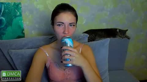 Kira  online show from November 2025 07:24:02 PM