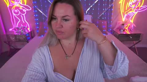 Snapshot of kiracandys chatting on May 2026 04:53:02 AM Kira online show from May 2026 04:53:02 AM