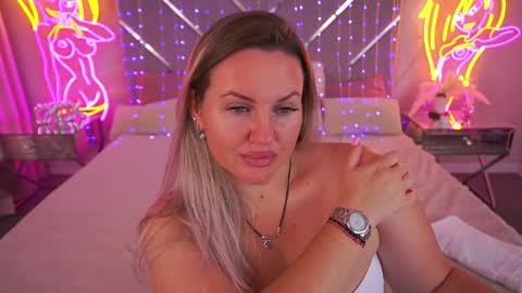 Snapshot of kiracandys chatting on June 2026 08:58:01 PM Kira online show from June 2026 08:58:01 PM