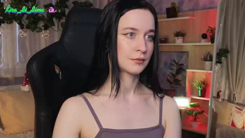 Snapshot of kiralilime chatting on January 2025 11:43:01 AM Kira online show from January 2025 11:43:01 AM