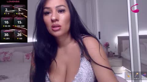 kiramaes online show from November 2025 07:51:02 AM