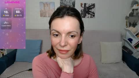 kiramartins cat online show from February 2025 05:04:02 PM