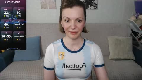 kiramartins cat online show from January 2026 07:17:02 PM