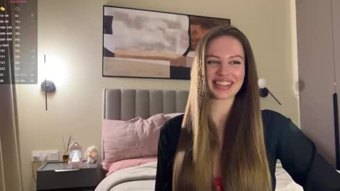 Kira online show from February 2025 03:29:01 PM