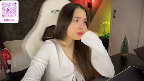 Snapshot of kirarasay chatting on December 2024 05:42:01 AM Kira online show from December 2024 05:42:01 AM