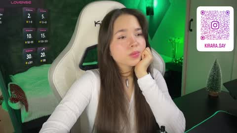 Snapshot of kirarasay chatting on December 2024 11:04:02 AM Kira online show from December 2024 11:04:02 AM