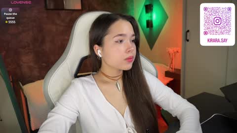 Snapshot of kirarasay chatting on January 2025 09:03:01 AM Kira online show from January 2025 09:03:01 AM