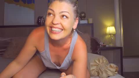 kirasunny online show from July 2026 09:11:01 PM
