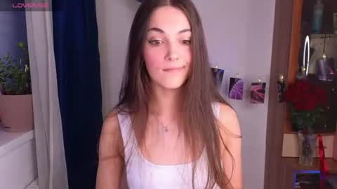 Kira cute online show from June 2026 07:46:01 PM