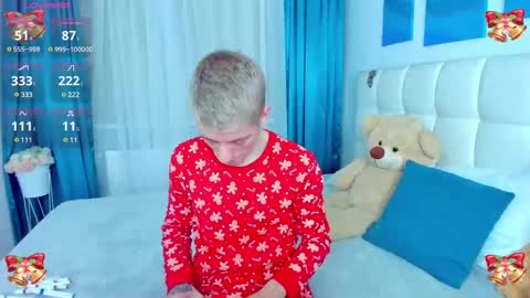 Snapshot of kireev_ chatting on December 2024 10:34:02 AM online show from December 2024 10:34:02 AM