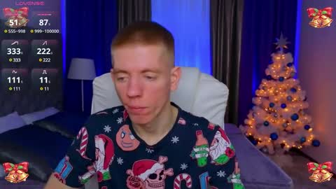 Snapshot of kireev_ chatting on December 2024 09:45:02 AM online show from December 2024 09:45:02 AM