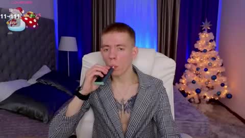 Snapshot of kireev_ chatting on December 2024 07:06:02 AM online show from December 2024 07:06:02 AM