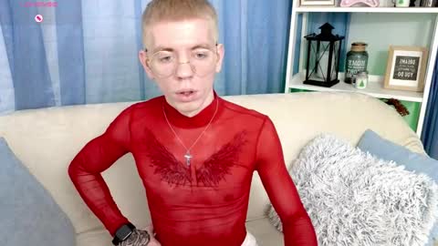 Snapshot of kireev_ chatting on January 2025 06:55:02 AM online show from January 2025 06:55:02 AM