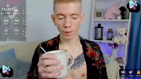 Snapshot of kireev_ chatting on January 2025 07:30:01 AM online show from January 2025 07:30:01 AM