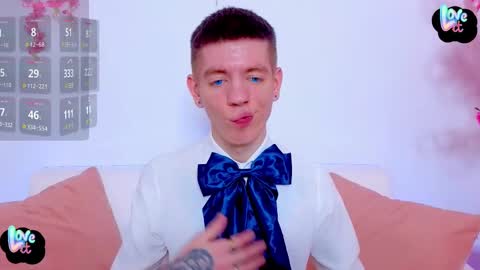 Snapshot of kireev_ chatting on February 2025 07:20:01 AM online show from February 2025 07:20:01 AM